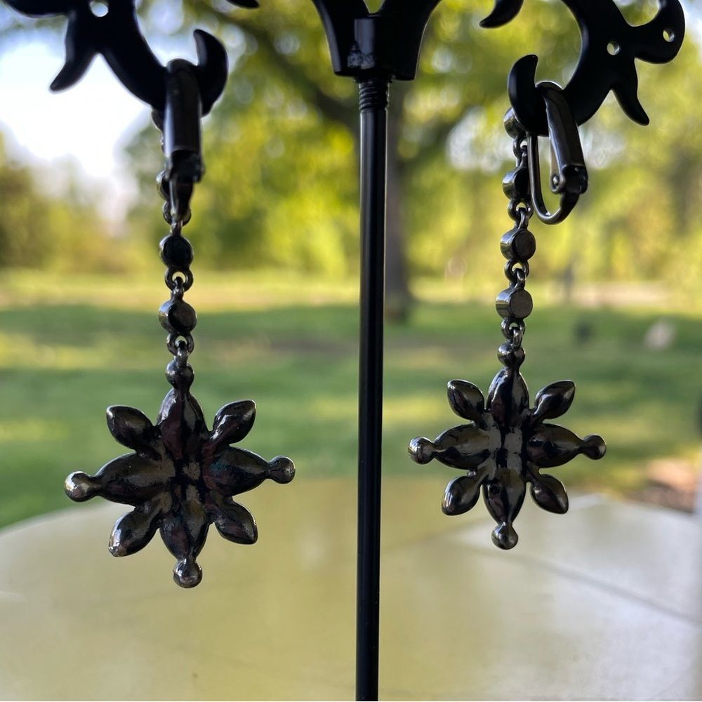 Vintage Clip On Black Starburst Dangle Earrings Glass Rhinestone